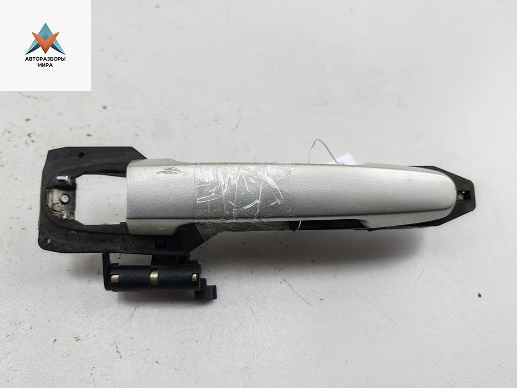 ручка наружная передняя левая Toyota Avensis 2 поколение (T250) 2004, 2.0 л., дизель, МКПП, серый, универсал - фото №1