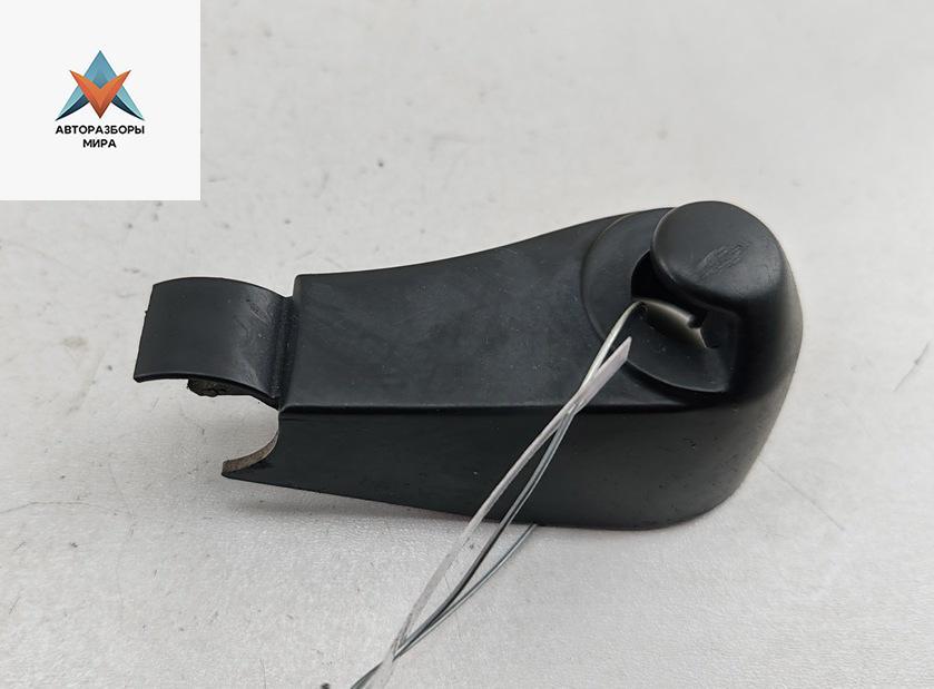 крышка поводка стеклоочистителя Audi A6 4B/C5 1999, 2.4 л., бензин, АКПП, чёрный, универсал, 4B9955205 - фото №1