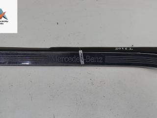 Накладка на порог внутренняя (салона) Mercedes-Benz S-Класс W221 2006, 4.7 л., бензин, АКПП, чёрный, седан, 2216800135