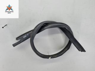 молдинг крыши Volkswagen Golf 4 поколение 1998, 1.4 л., бензин, МКПП, чёрный, хетчбэк 3 дв.