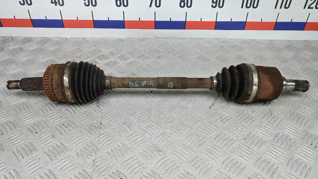 полуось передняя левая (приводной вал, ШРУС) Hyundai ix35 1 поколение 2011, 1.7 л., дизель, МКПП, внедорожник 5 дв., 495002Y900 - фото №1