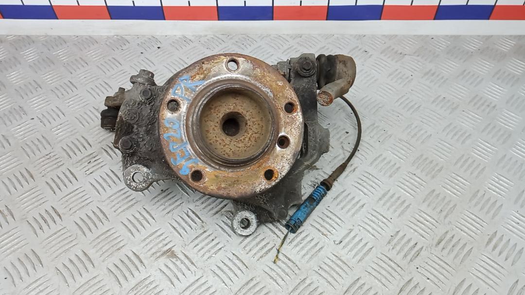 ступица передняя правая BMW 5 серия E60/E61 2006, 3.0 л., D 530d, дизель, АКПП, седан - фото №1