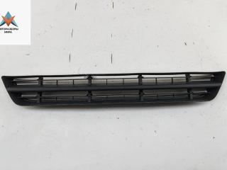 заглушка (решетка) в бампер Ford Focus 1 поколение [рестайлинг] 2002, 1.6 л., i, бензин, МКПП, синий, универсал, 2M51A018A58ADW