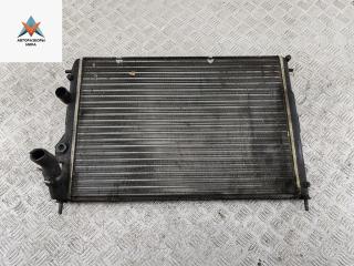 радиатор охлаждения Renault Megane 1 поколение [рестайлинг] 2000, 1.6 л., бензин, АКПП, серый, хетчбэк 5 дв.