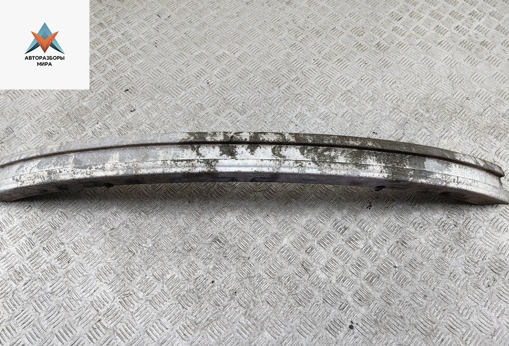 усилитель бампера переднего Volkswagen Passat B5 1999, 1.6 л., бензин, МКПП, синий, универсал, 3B0807113 - фото №1