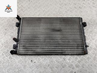 радиатор охлаждения Volkswagen Bora 1 поколение 1999, 1.6 л., бензин, МКПП, серый, седан, 8MK376888