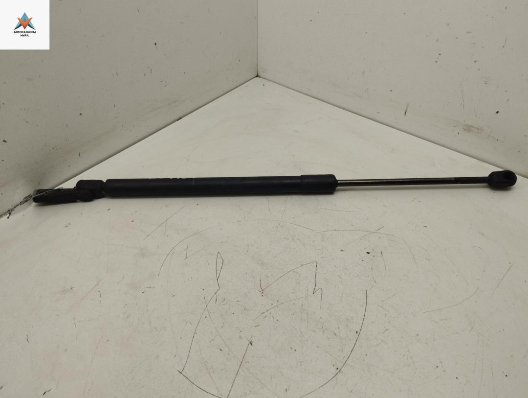 амортизатор крышки багажника (3-5 двери) Mitsubishi Outlander 1 поколение 2006, 2.0 л., бензин, МКПП, чёрный, внедорожник 5 дв., MR991807 - фото №1