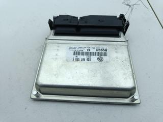 ЭБУ Volkswagen Passat B5 1998, 1.8 л., бензин, МКПП, синий, универсал, 8D0907558S