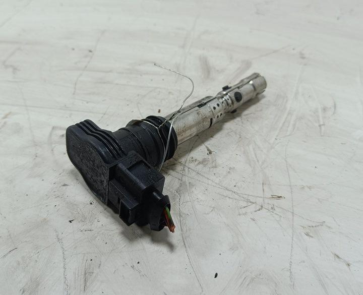 катушка зажигания Audi A4 B6 2003, 2.0 л., бензин, АКПП, чёрный, универсал