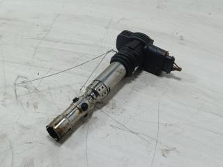 катушка зажигания Audi A6 C5 2003, 2.0 л., бензин, МКПП, чёрный, седан