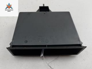 бардачок Volkswagen Sharan 1 поколение [рестайлинг] 2001, 2.0 л., бензин, МКПП, зелёный, минивэн, 3B0857058