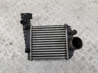радиатор интеркулера Volkswagen Passat B5+ (GP) 2005, 2.5 л., дизель, МКПП, синий, универсал, 3B0145805J