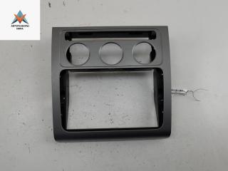 консоль салона (центральная часть) Volkswagen Touran 1 поколение [рестайлинг] 2009, 1.4 л., бензин, АКПП, чёрный, минивэн