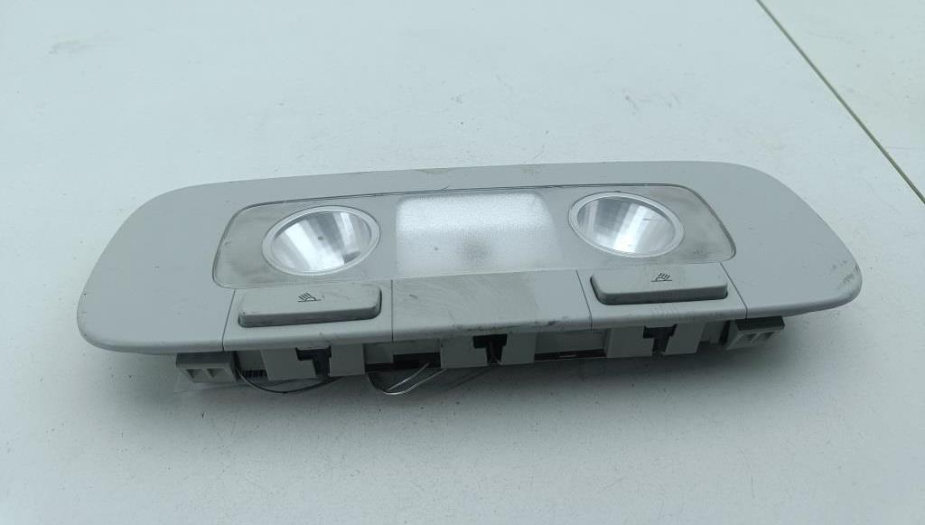 фонарь салона (плафон) Volkswagen Passat B6 2006, 2.0 л., дизель, МКПП, серый, универсал, 3C0947291