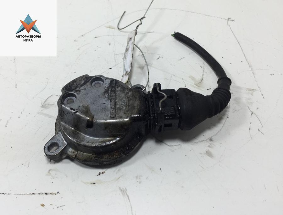 датчик распредвала Volkswagen Passat B5 1998, 1.8 л., бензин, МКПП, синий, универсал, 0589058161B - фото №1