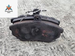 Колодки тормозные передние Volkswagen Passat B3 1991, 1.8 л., бензин, МКПП, зелёный, универсал