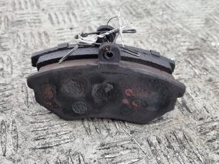 Колодки тормозные передние Volkswagen Passat B3 1991, 1.8 л., бензин, МКПП, зелёный, универсал