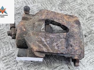 суппорт передний левый Volkswagen Bora 1 поколение 2004, 2.0 л., бензин, МКПП, чёрный, седан