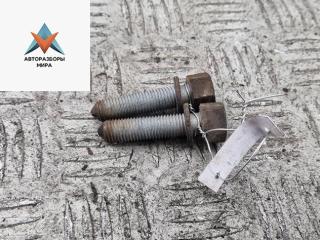 Болт крепления Volkswagen Caddy 3 поколение 2007, 1.4 л., бензин, МКПП, красный, фургон