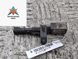 датчик ABS Volkswagen Caddy 3 поколение 2007, 1.4 л., бензин, МКПП, красный, фургон, 2K0927807