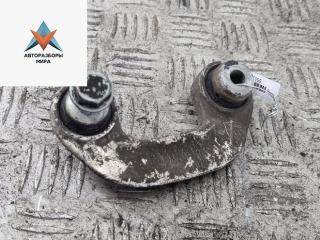 крепление стабилизатора / втулки стабилизатора Volkswagen Passat B5 [рестайлинг] 2002, 2.0 л., бензин, МКПП, серый, универсал, 8D0411318D