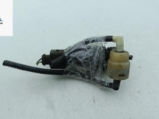 насос (моторчик) омывателя стекла Volkswagen Passat B5 [рестайлинг] 2001, серый, универсал