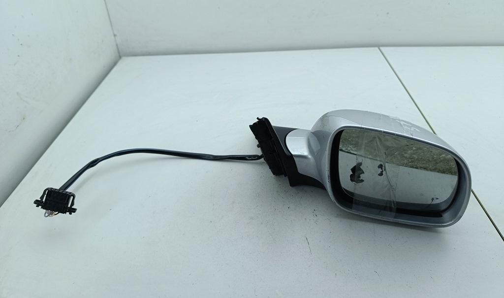 зеркало правое Volkswagen Passat B5+ (GP) 2001, 1.9 л., дизель, МКПП, серый, универсал, 3B0857934