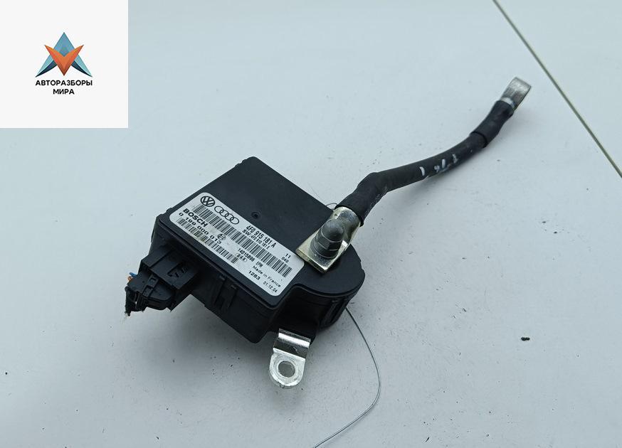 минусовой провод аккумулятора Audi A6 4F/C6 2004, 2.4 л., бензин, АКПП, серый, седан, 4F0915181A - фото №1