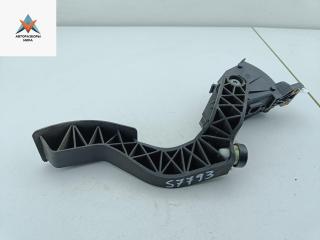 педаль Audi A6 4B/C5 1999, 2.4 л., бензин, АКПП, чёрный, универсал, 8D1723523A