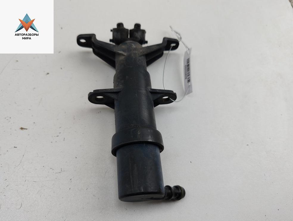форсунка омывателя фары Volkswagen Touareg 1 поколение 2004, 5.0 л., дизель, АКПП, чёрный, внедорожник 5 дв., 76955978 - фото №1