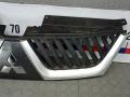 решетка радиатора Mitsubishi Outlander 2 поколение 2008, 2.0 л., D DI-D, дизель, МКПП, внедорожник 5 дв., 7450A037HB - фото №3