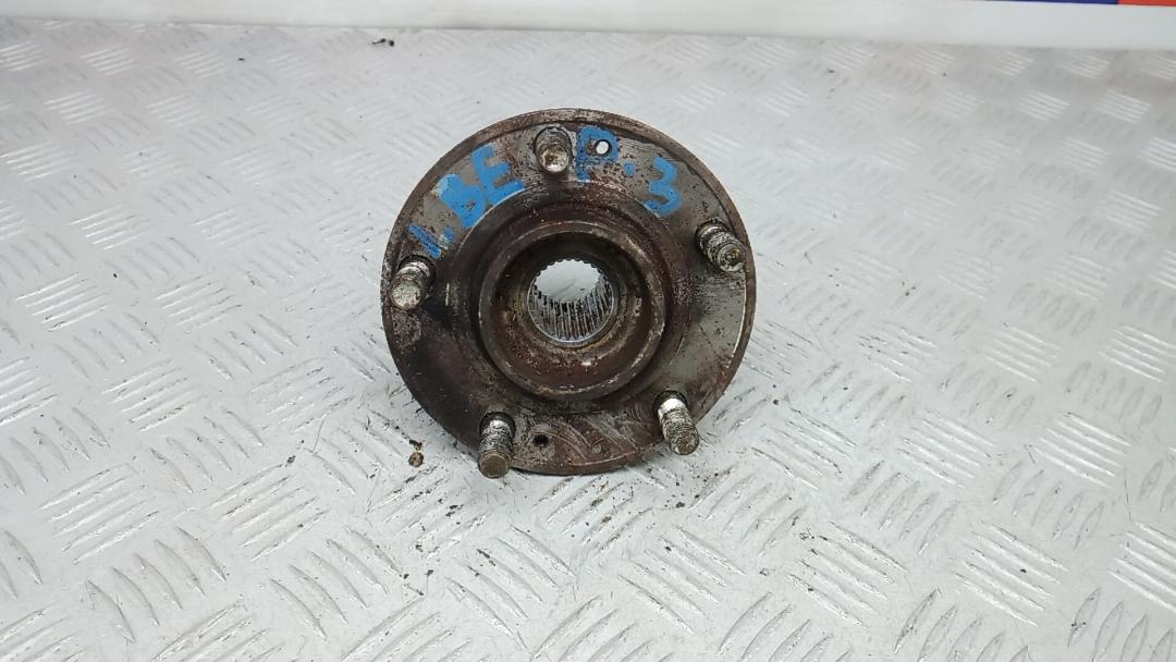 ступица задняя левая Hyundai Santa Fe 3 поколение (DM) 2013, 2.2 л., дизель, АКПП, внедорожник 5 дв., 517502B010 - фото №1