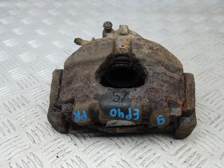 суппорт передний правый Volkswagen Transporter T4 2001, 2.4 л., дизель, МКПП, микроавтобус