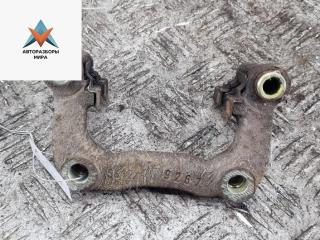 скоба суппорта Volkswagen Golf 4 поколение 1999, 1.6 л., бензин, МКПП, чёрный, хетчбэк 3 дв.