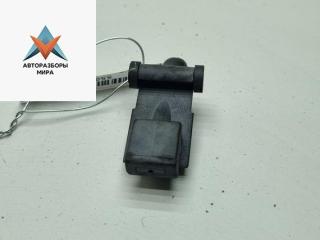 форсунка омывателя лобового стекла Volkswagen Passat B5 1998, 1.8 л., бензин, МКПП, зелёный, универсал, 3B0955985C