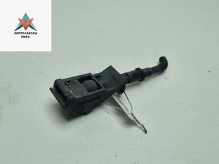 форсунка омывателя лобового стекла Volkswagen Passat B5 1997, 1.6 л., бензин, МКПП, зелёный, седан, 6E09559