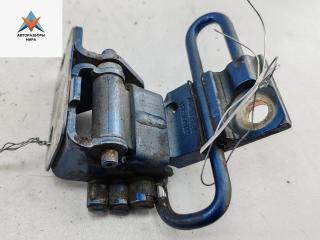 петля двери Volkswagen Passat B5 1999, синий, универсал, 4B0831412A