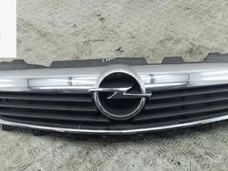решетка радиатора Opel Zafira 2 поколение (B) 2006, серый, минивэн, 13136136