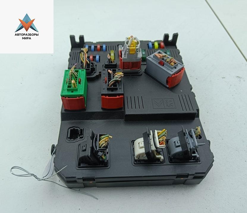 блок комфорта Peugeot 407 1 поколение 2005, 2.0 л., дизель, АКПП, серый, универсал, 9655708480 - фото №1