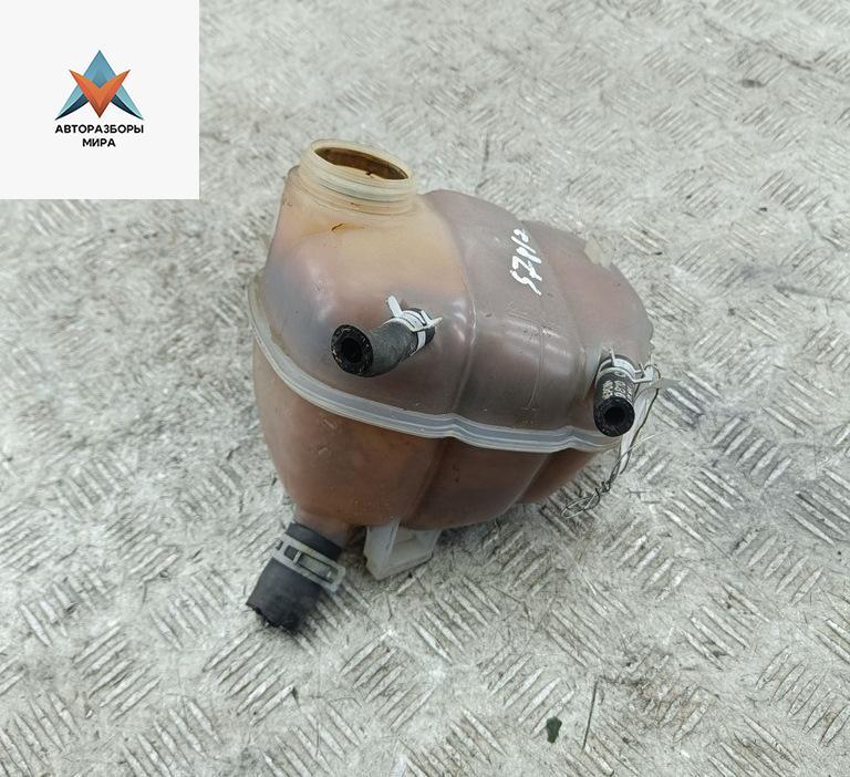 бачок расширительный Opel Vectra B 1995, 1.8 л., бензин, 90499809 - фото №1