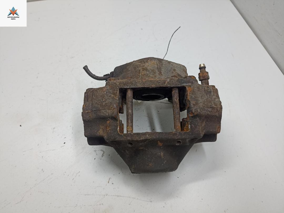 суппорт задний правый Opel Vectra B 1995, 1.8 л., бензин, АКПП, жёлтый, седан - фото №1