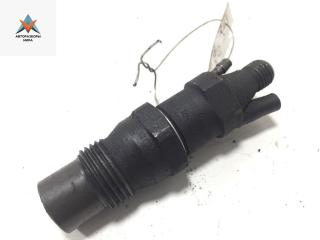 форсунка Volkswagen Transporter T4 1996, 2.4 л., дизель, МКПП, белый, микроавтобус, 068130202