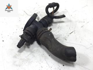 фланец (тройник) системы охлаждения Volkswagen Transporter T4 1997, 2.4 л., дизель, МКПП, красный, микроавтобус, 074121132