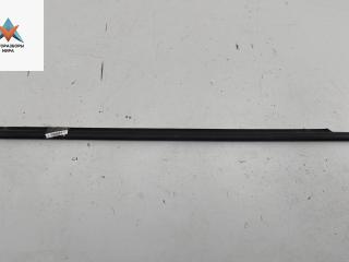 Молдинг стекла двери наружный Opel Astra H 2004, 1.4 л., бензин, МКПП, красный, хетчбэк 5 дв.