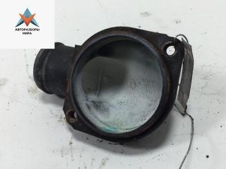 корпус термостата Volkswagen Transporter T4 1996, 2.4 л., дизель, МКПП, белый, микроавтобус, 074121121