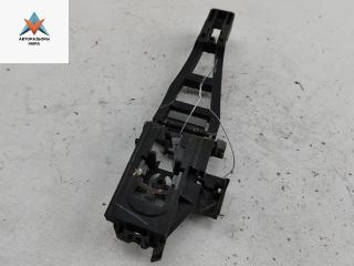 Корпус (держатель) ручки двери передней правой Ford Focus 2 поколение [рестайлинг] 2010, 1.6 л., i, бензин, МКПП, серый, универсал, 3M51R224A37