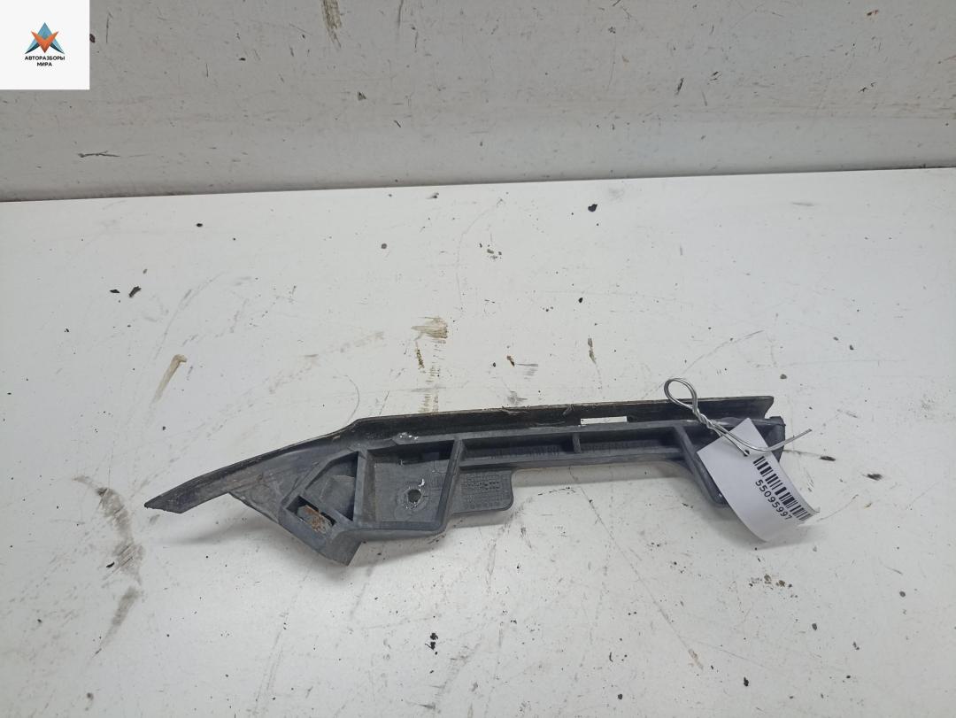 кронштейн переднего бампера Opel Astra G 2000, 1.6 л., бензин, МКПП, серый, хетчбэк 5 дв. - фото №1