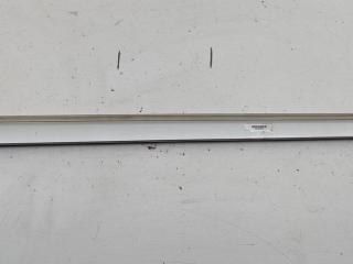 молдинг двери передней правой Mercedes-Benz C-Класс W203/S203/CL203 2000, 2.2 л., дизель, МКПП, серый, седан, 2036905062