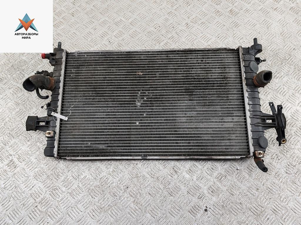 радиатор охлаждения Opel Zafira 2 поколение (B) 2006, 1.6 л., бензин, МКПП, серый, минивэн - фото №1