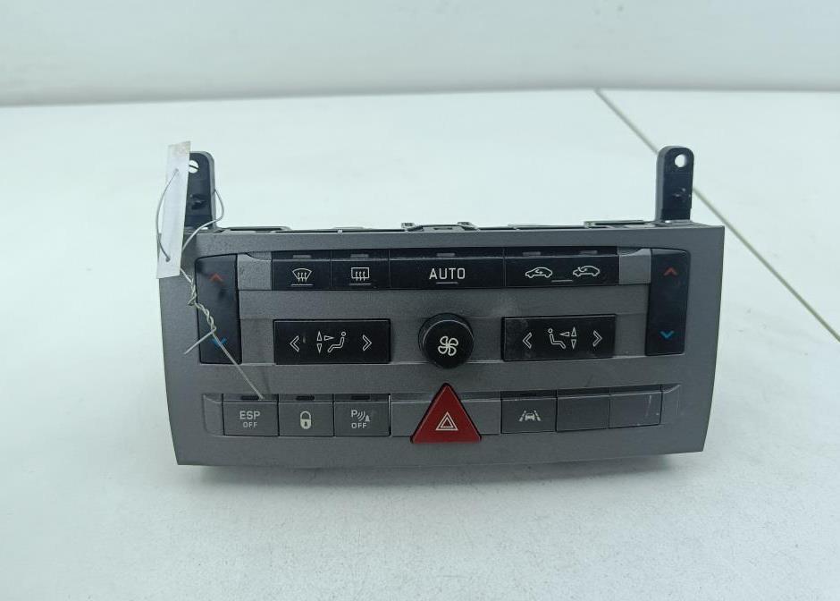блок управления печки / климат-контроля Citroen C5 2005, 2.0 л., дизель, МКПП, чёрный, хетчбэк 5 дв., 96573328